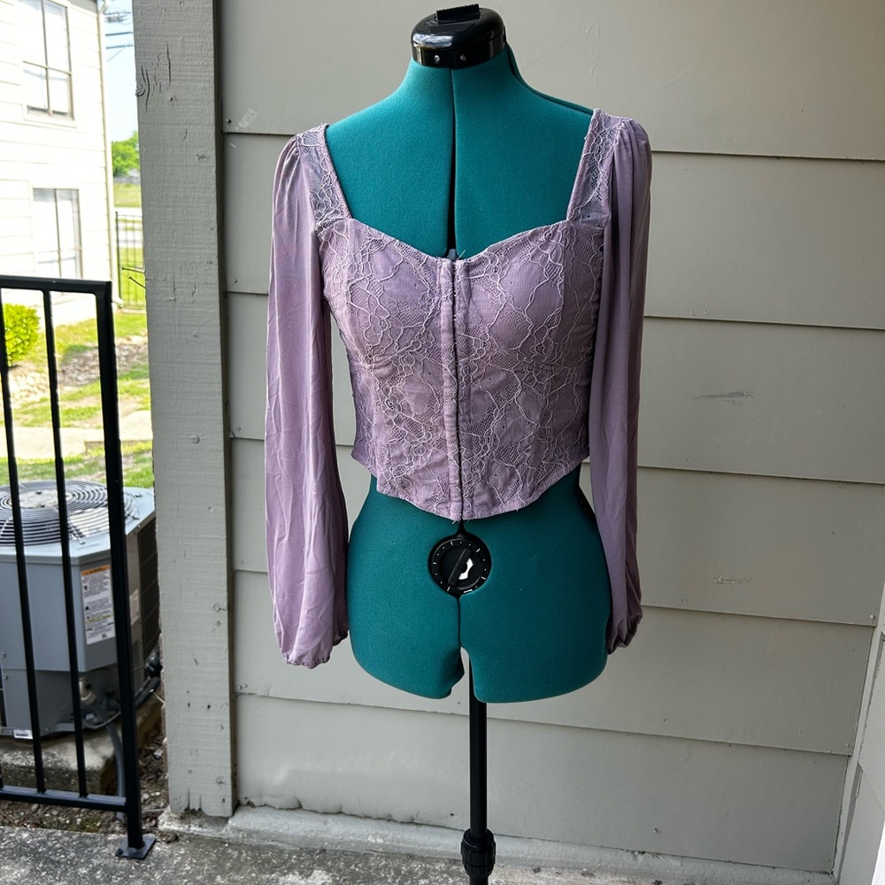 Kirious Lavender Lace Blouse
